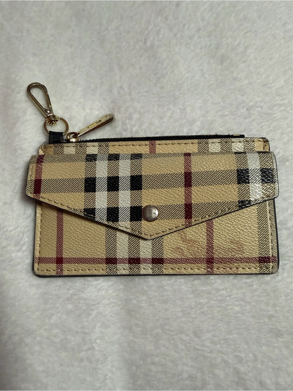 Designer-Style Beige Plaid Card Wallet with Key Clip